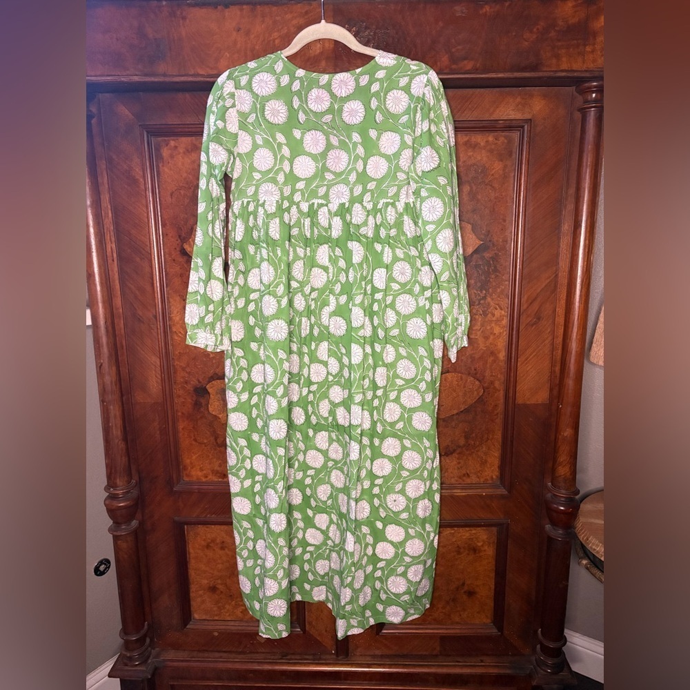 NWOT The Canyon- Latigo Long Sleeve Cotton Smocked Dress. Size XS - Picture 5 of 9